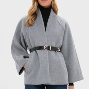 NWOT Chic TUCKERNUCK Gray Odelie Cape XS/S